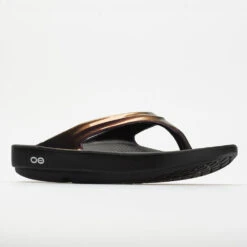 OOFOS OOlala Women's Cabernet -Wayfinder Shoe Shop 570506 5