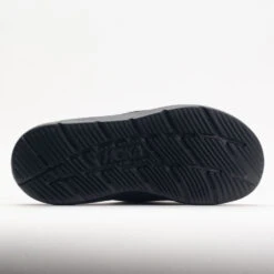 HOKA Ora Luxe Unisex Black/Black -Wayfinder Shoe Shop 570581 4